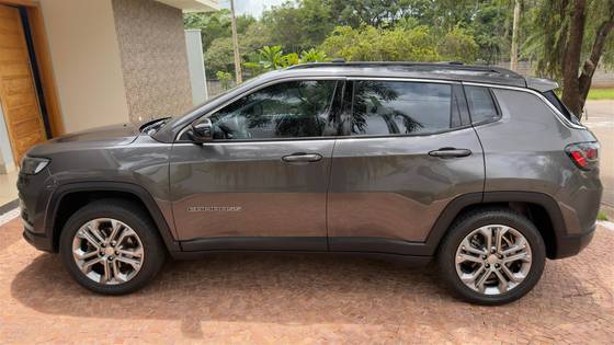 JEEP COMPASS 1.3 T270 TURBO FLEX LONGITUDE AT6